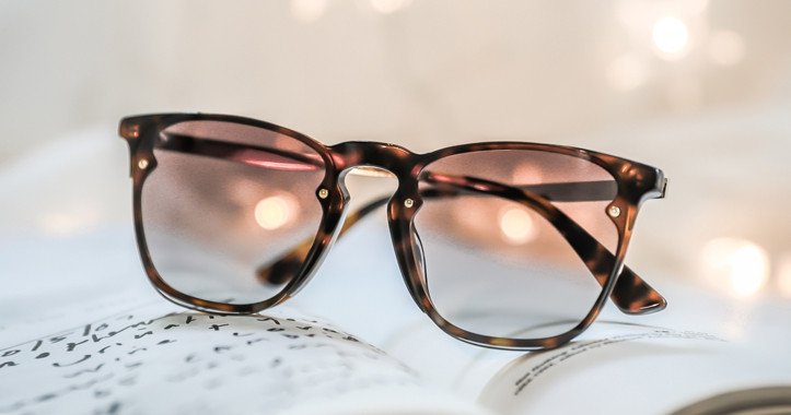 SUNGLASSES